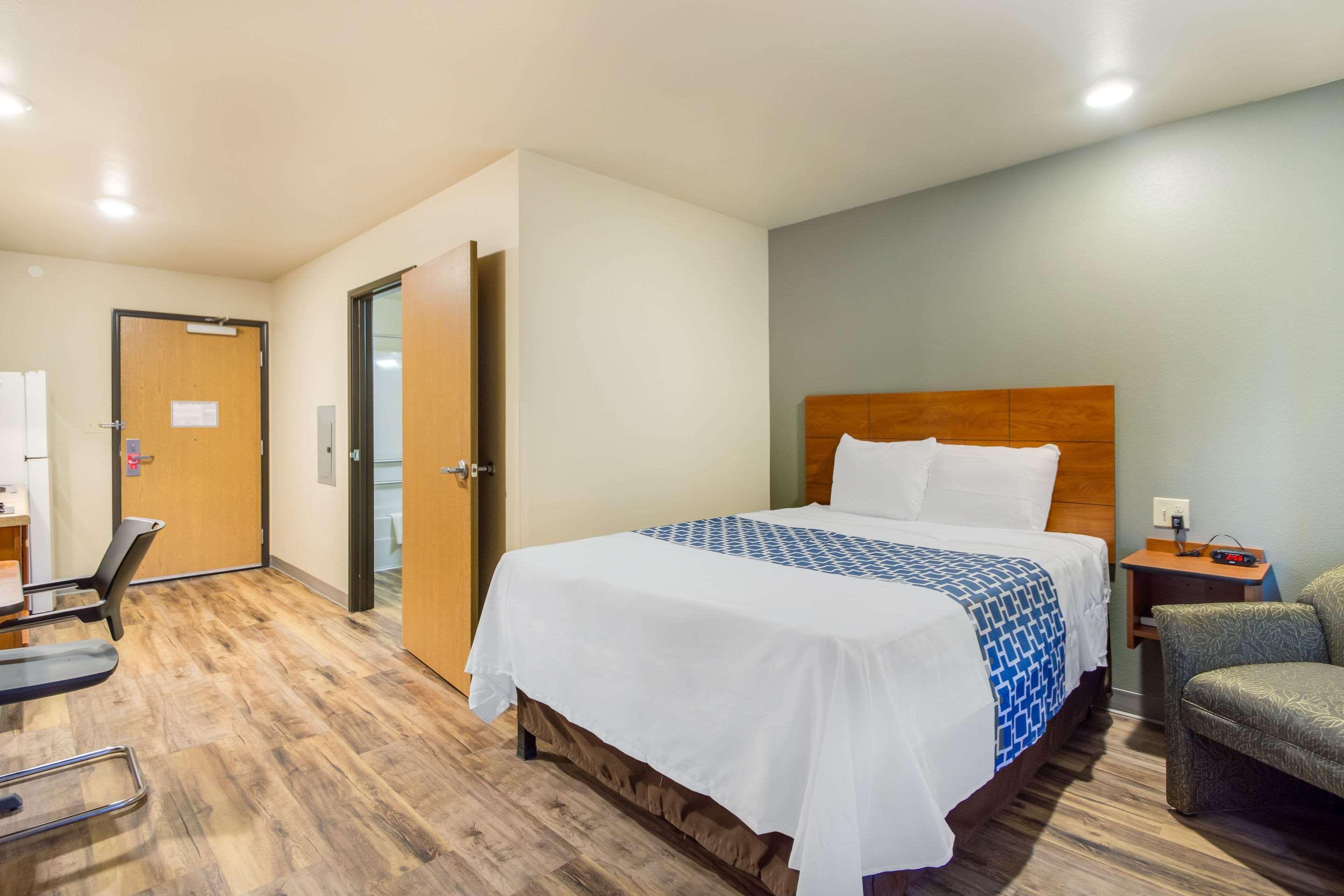 Econo Lodge Burlington Buitenkant foto