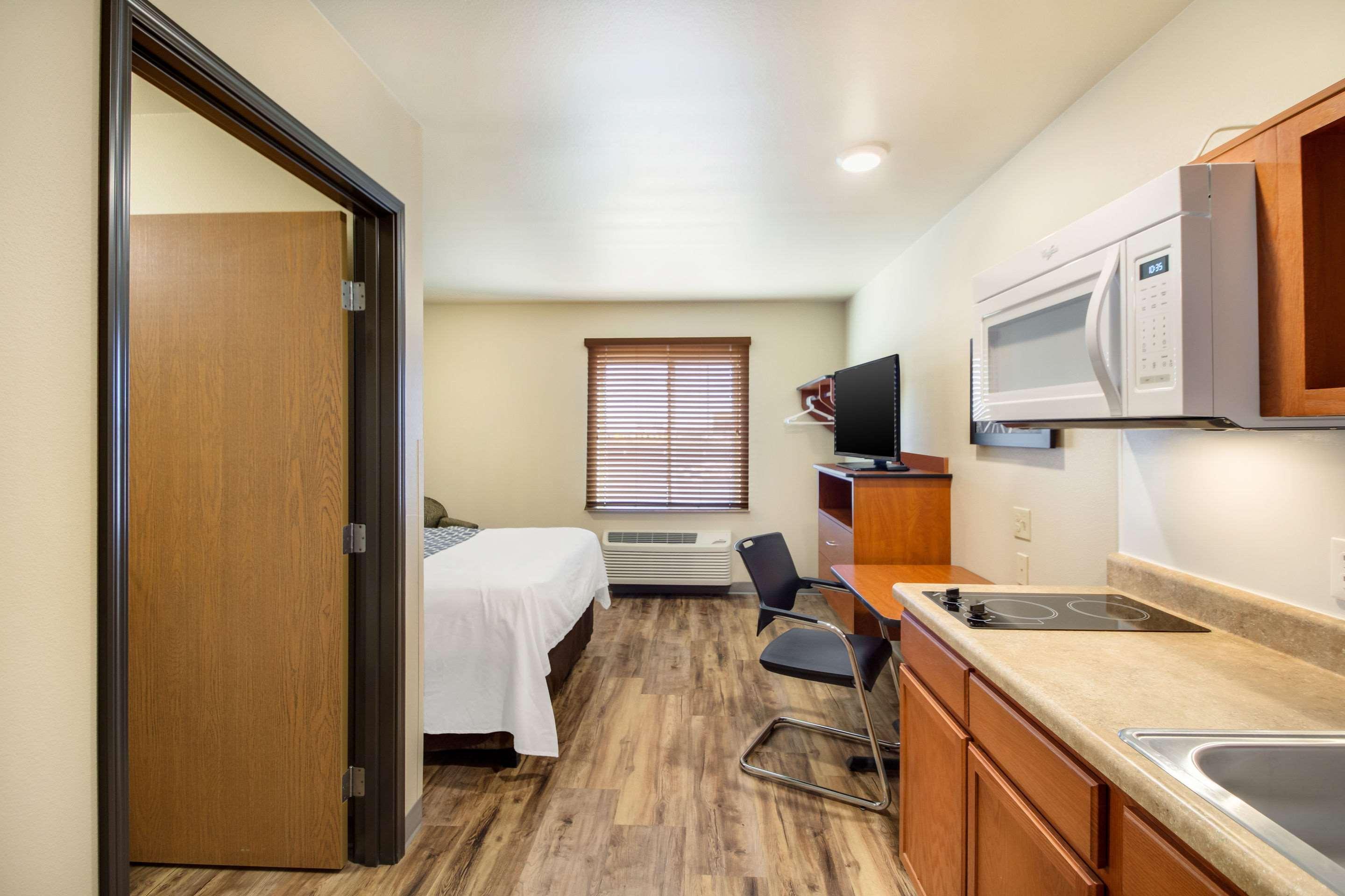 Econo Lodge Burlington Buitenkant foto
